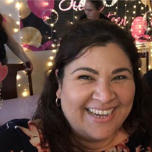 Meet your Posher, Yolanda